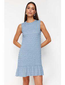 Trendyol Collection Indigová textúrovaná sukňa volánik bez rukávov Pružné pletené minišaty