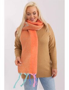MladaModa Hrejivý vzorovaný šál s vrkočmi model 31601 broskyňový