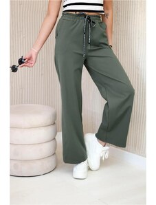 MladaModa Široké nohavice so šnurovaním v páse model 52660 farba khaki