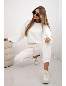 MladaModa Viskózová tepláková súprava model 7065P biela