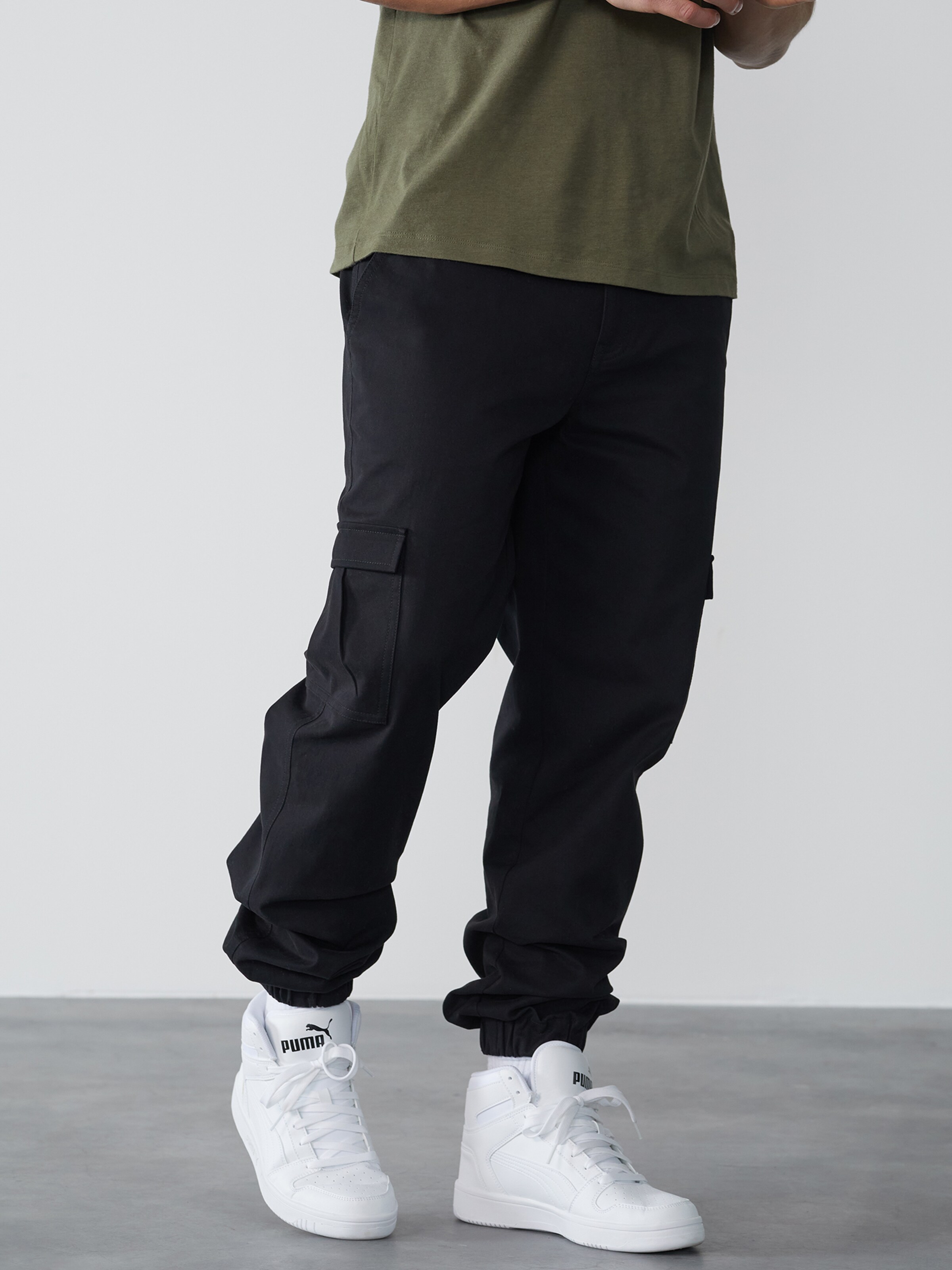 DAN FOX APPAREL Nohavice 'Damon' čierna