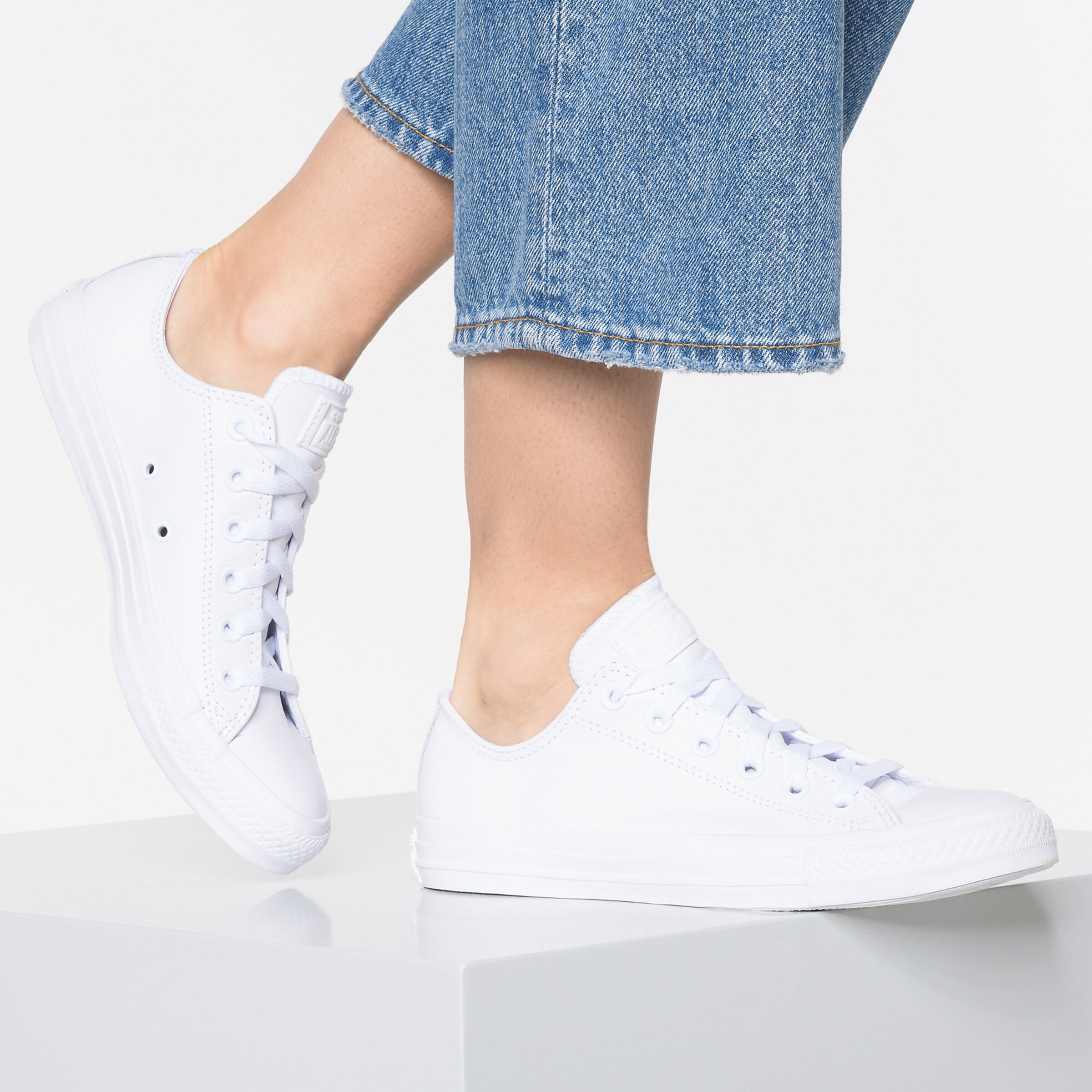 CONVERSE Nízke tenisky 'Chuck Taylor All Star Leather' biela