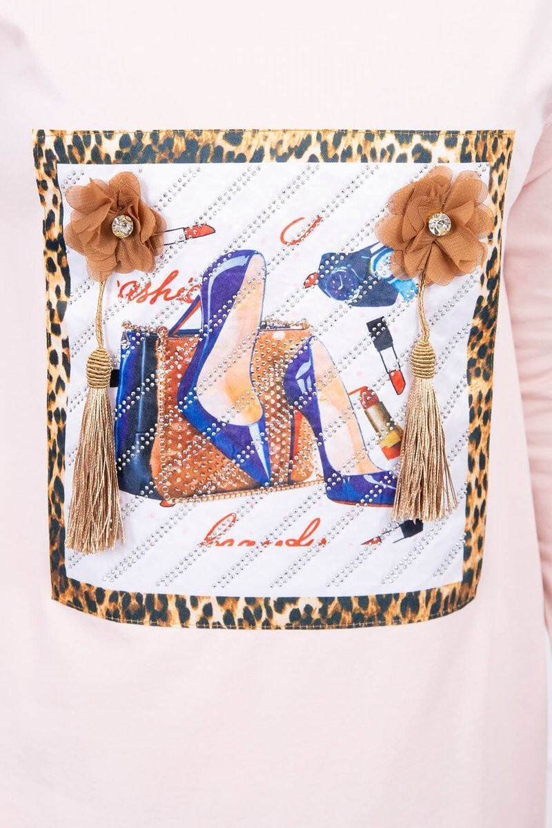 K-Fashion Šaty s 3D grafikou a zdobenými volánikmi púdrovo ružové