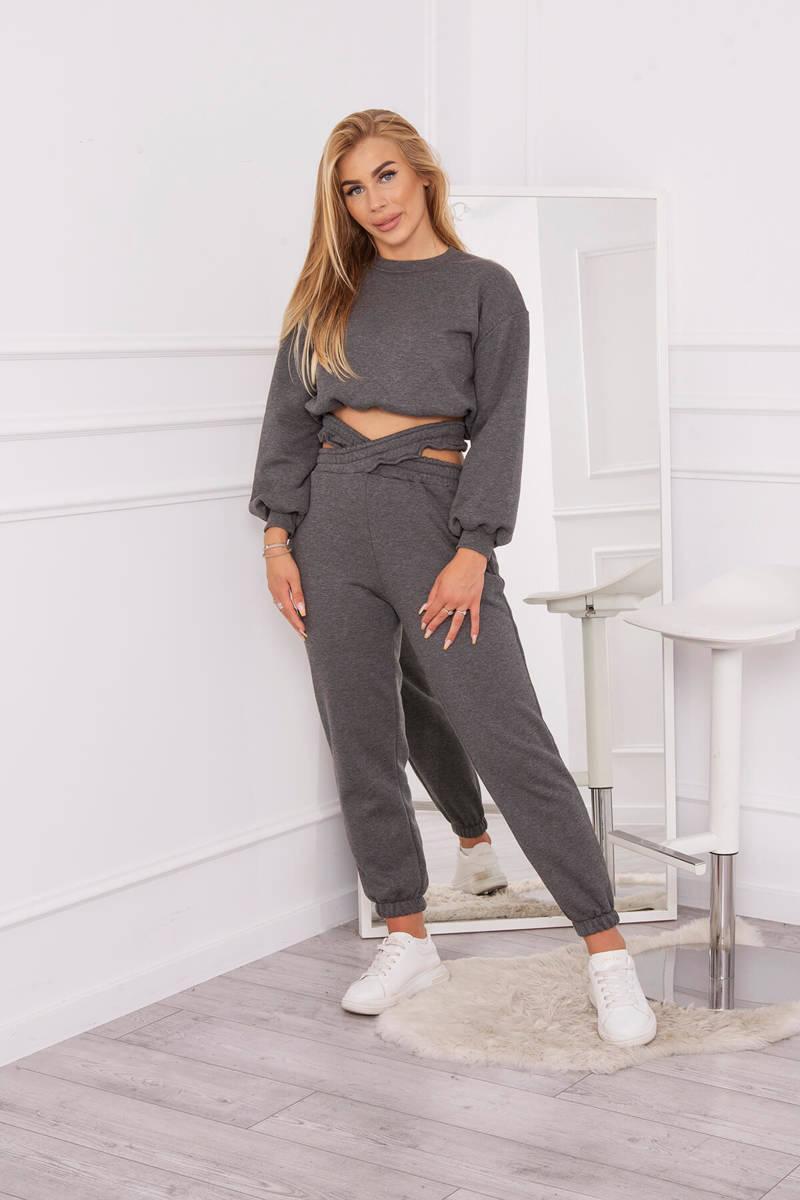 MladaModa Zateplená crop-topová tepláková súprava 69416 grafitová