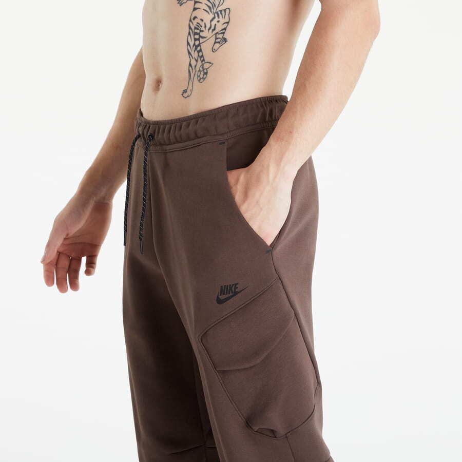 Nike Tech Fleece Utility Pants hnedá GLAMI.sk