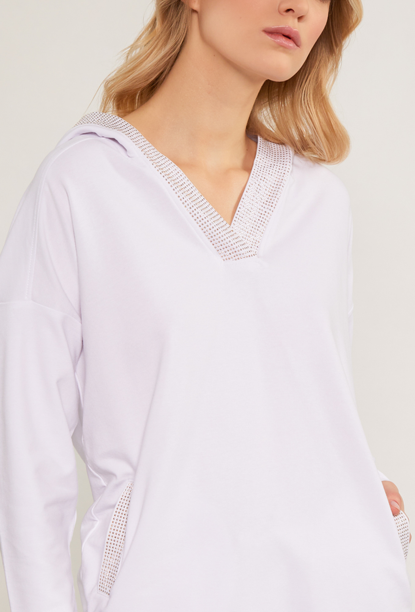 Dámske mikiny MONNARI Dámska mikina s aplikáciou z kamienkov