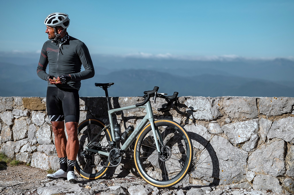 Pánsky cyklo dres Silvini Varano šedá