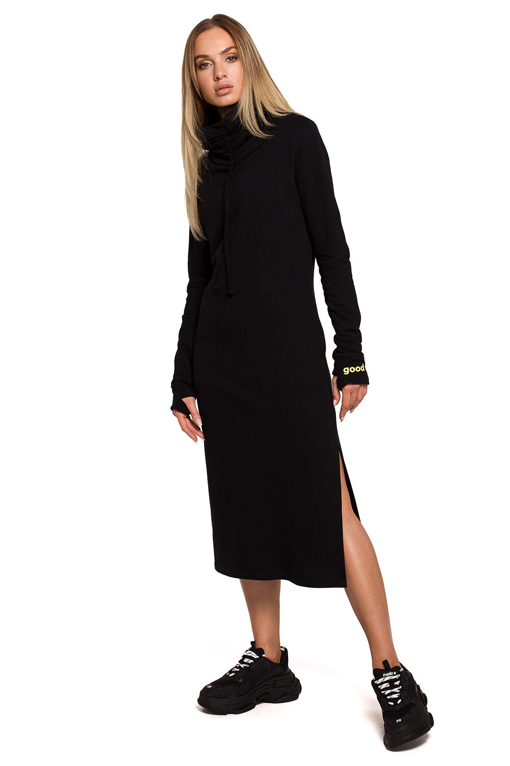 Dámske šaty M622 - Moe