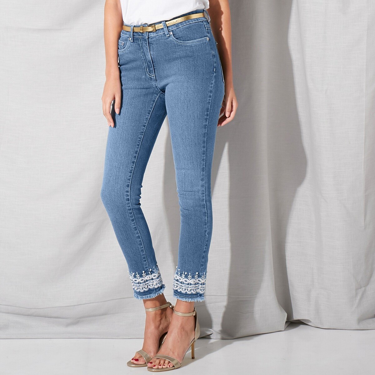 7/8 džínsy s výšivkou a 5 vreckami zapratá modrá 042 Blancheporte