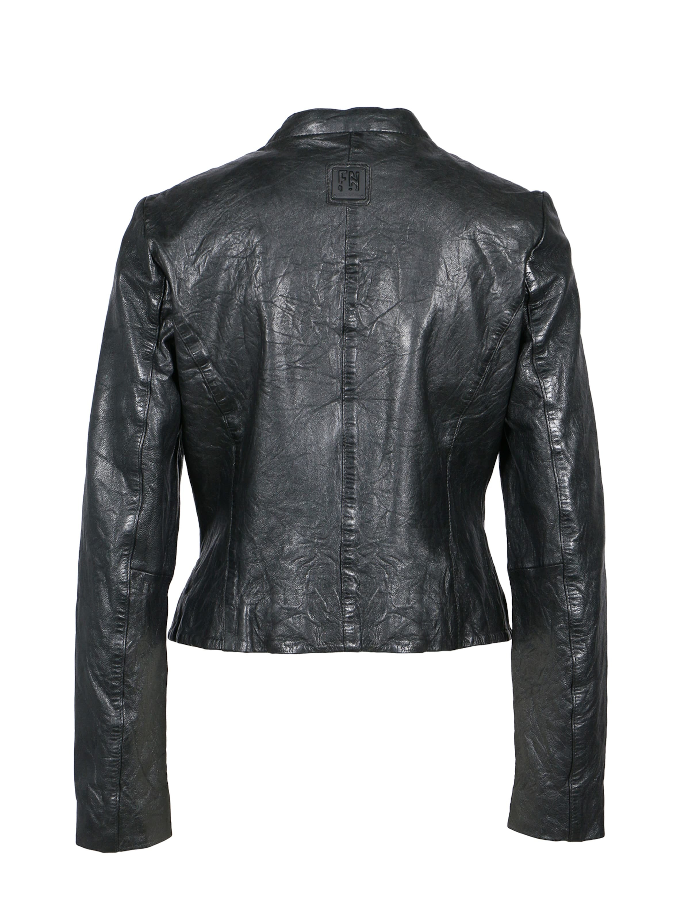 FREAKY NATION Prechodná bunda 'Majvi' čierna