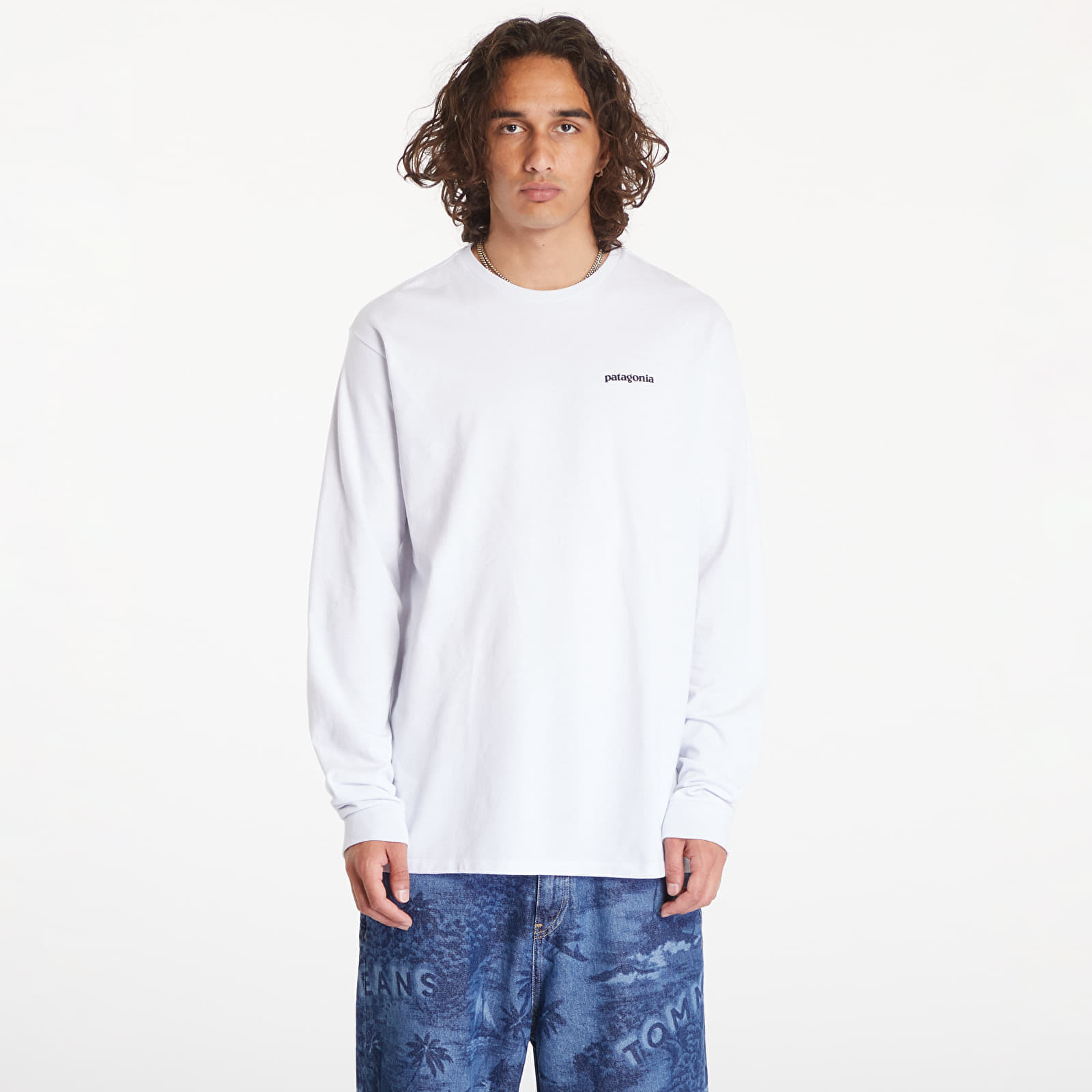 Tričko Patagonia M's LS P6 Logo Responsibili Tee White L