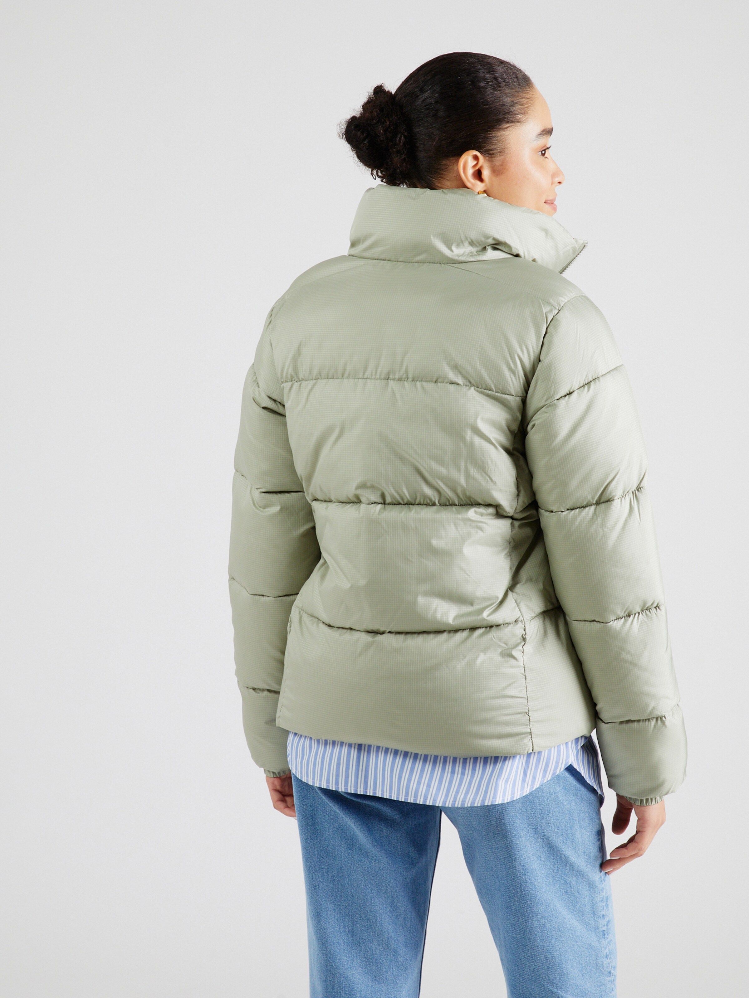 COLUMBIA Outdoorová bunda 'Puffect II' mätová / biela