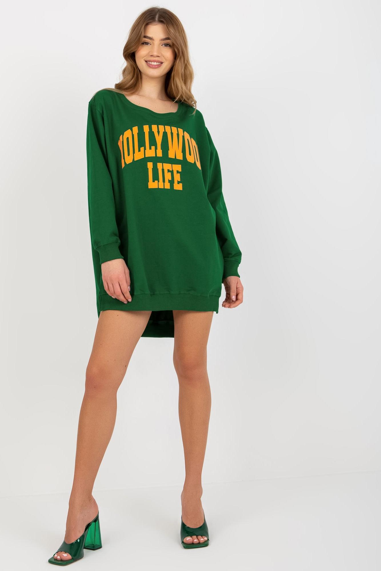 MladaModa Mikina s predlženou zadnou časťou a nápisom Hollywood Life tmavozelená+oranžová