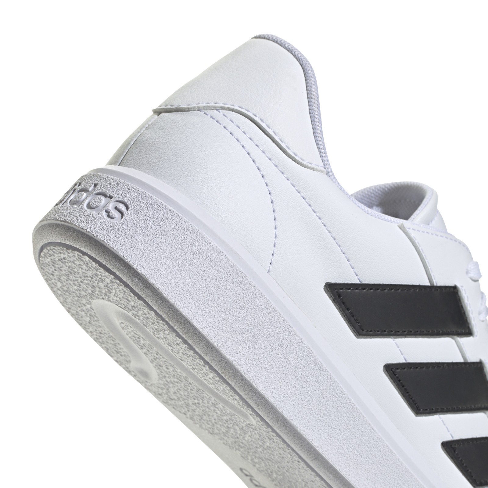 adidas Performance adidas Courtblock WHITE