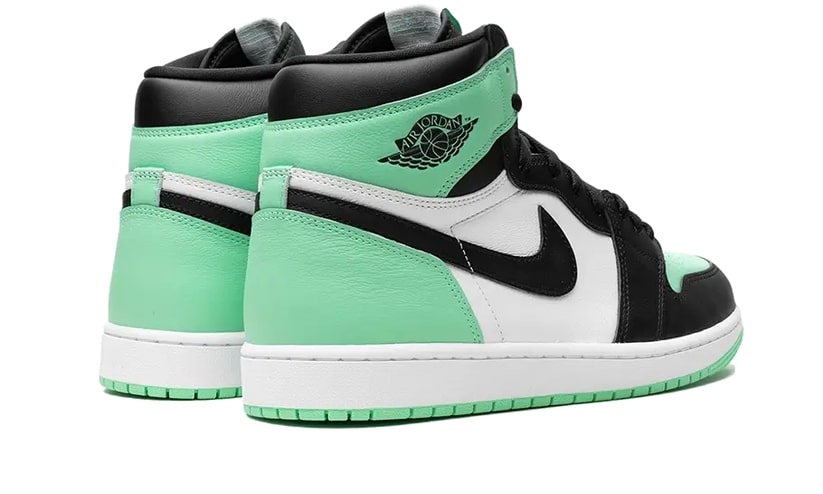 Air Jordan 1 Retro High OG Green Glow Veľkosť: 36