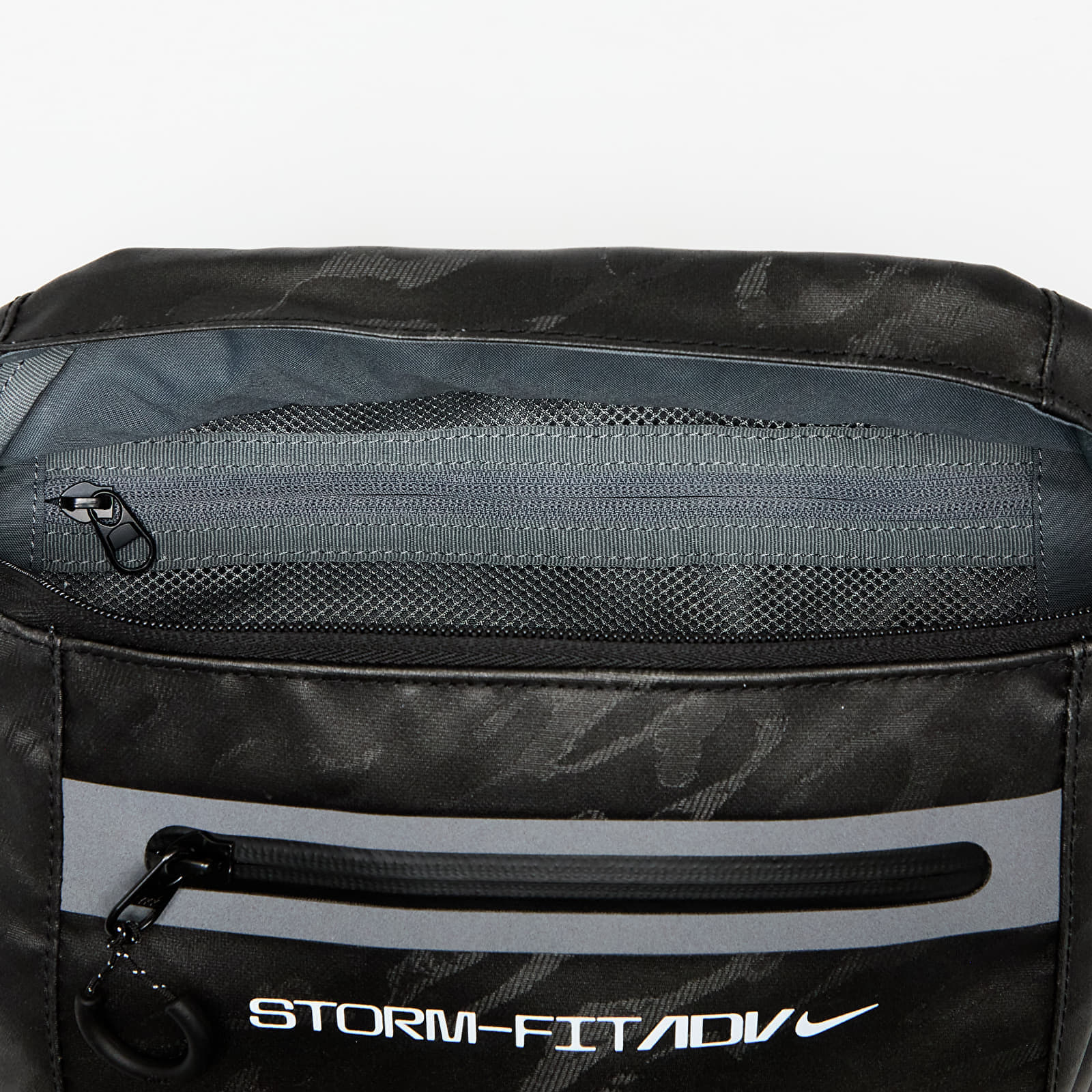 Ľadvinka Nike Elemental Pro Storm-FIT ADV Fanny Pack Black/ Black/ Reflect Silver Universal