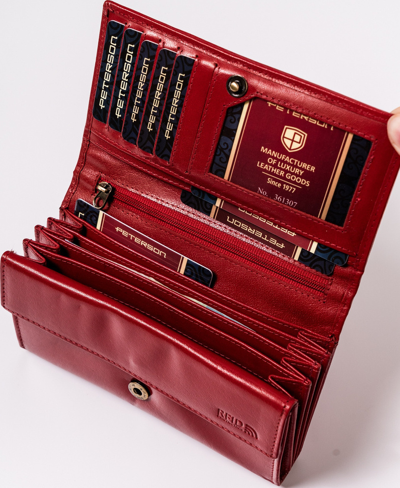Peterson Klasická červená dámska peňaženka Y126 PTN 438 2-3-1-5989 R