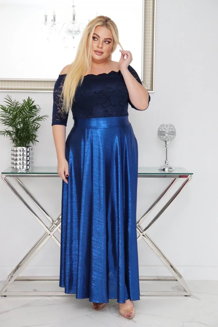 NA SKLADE Dlhé spoločenské šaty s čipkou pre moletky Brisa tmavomodré trblietavé