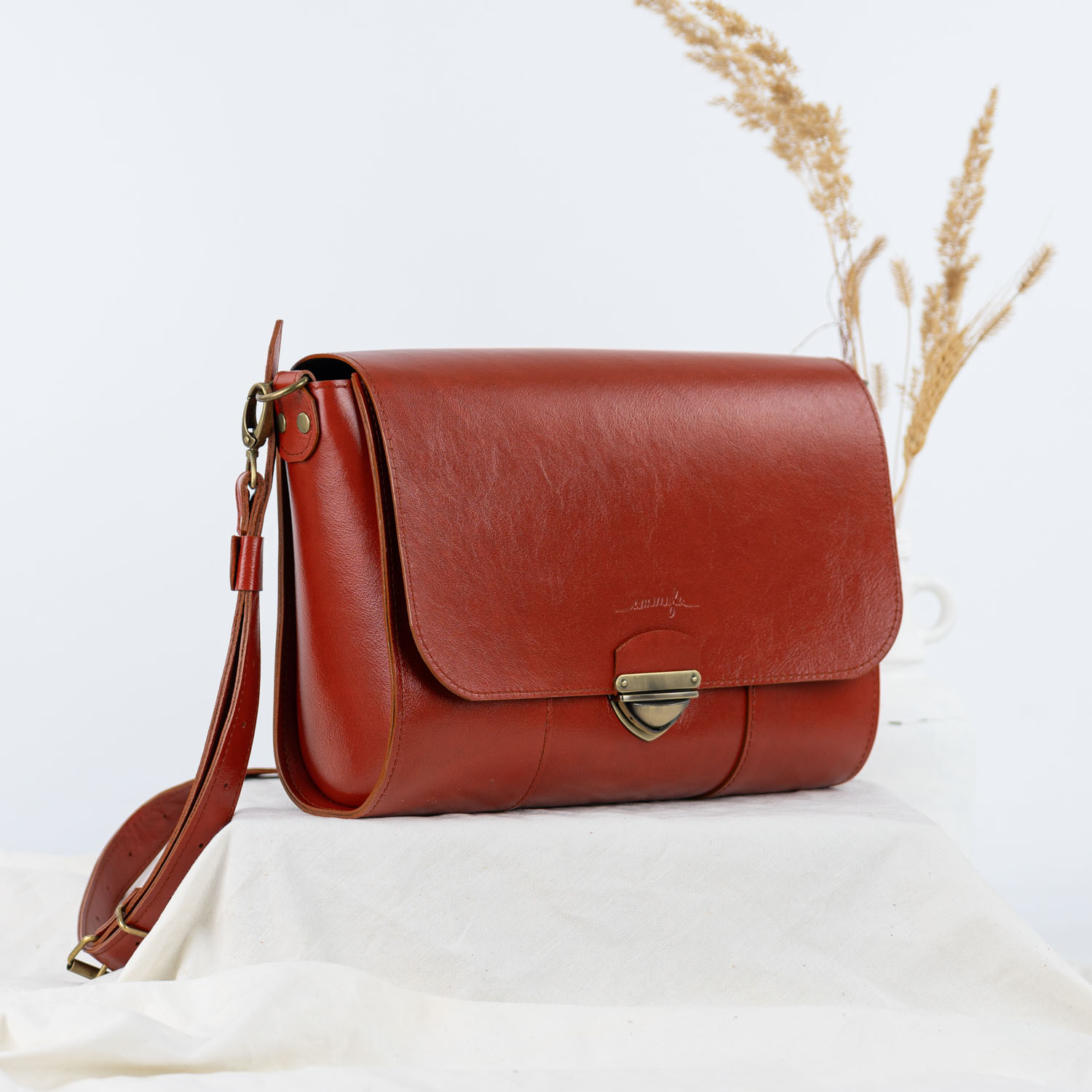 Ammyla Kožená kabelka Danae Big (tehlová hnedá)