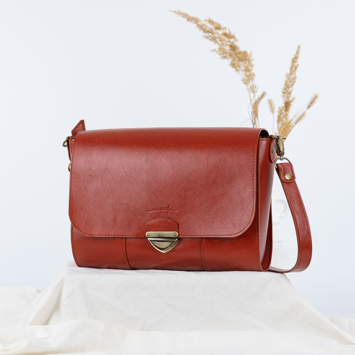 Ammyla Kožená kabelka Danae Big (tehlová hnedá)