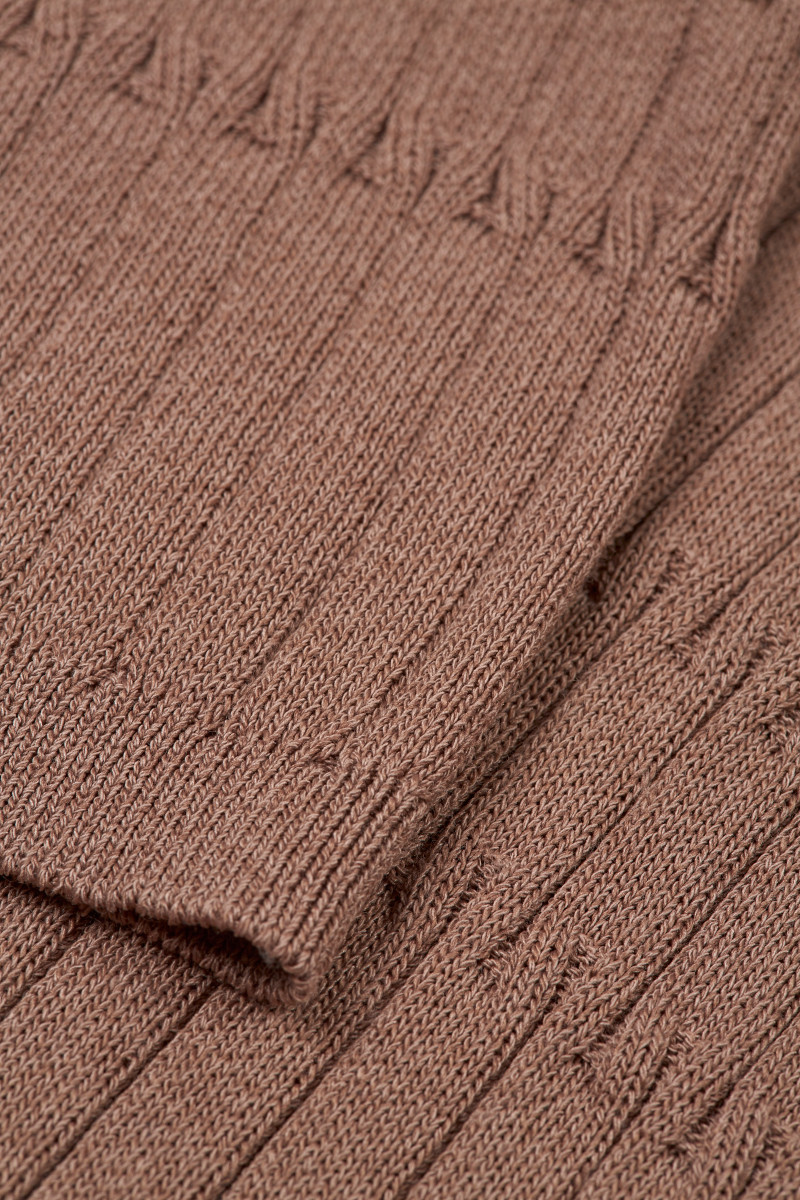 ŠATY GANT TEXTURED KNIT DRESS ROASTED WALNUT