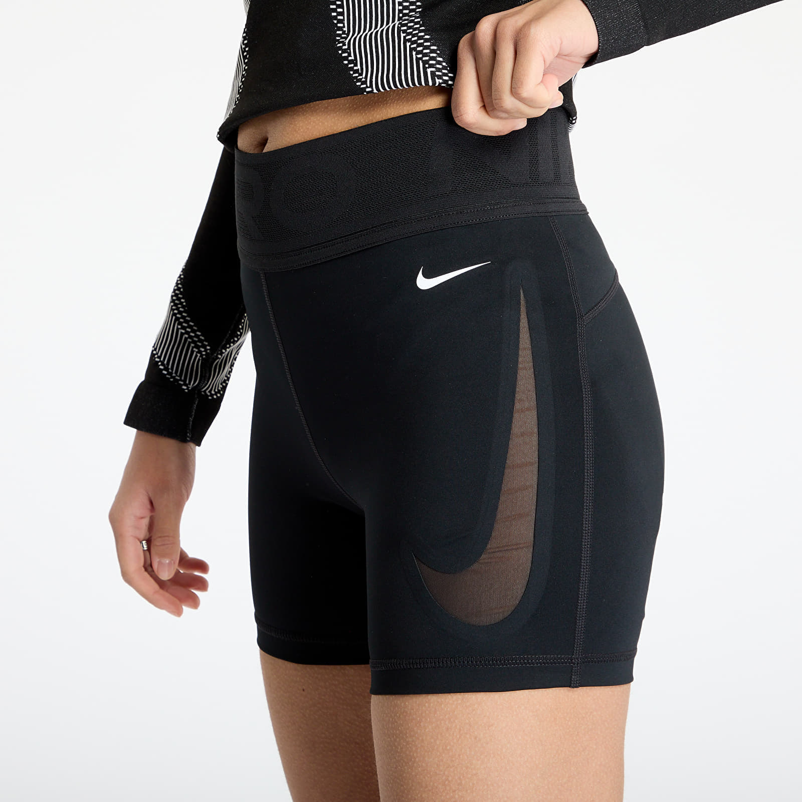 Šortky Nike Pro Sculpt Women's High-Waisted 5" Biker Shorts Black/ White XS