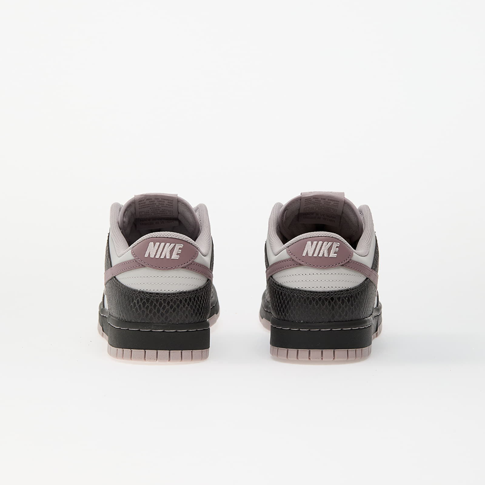 Nike Dunk Low Se Medium Ash/ Taupe Grey-Vast Grey