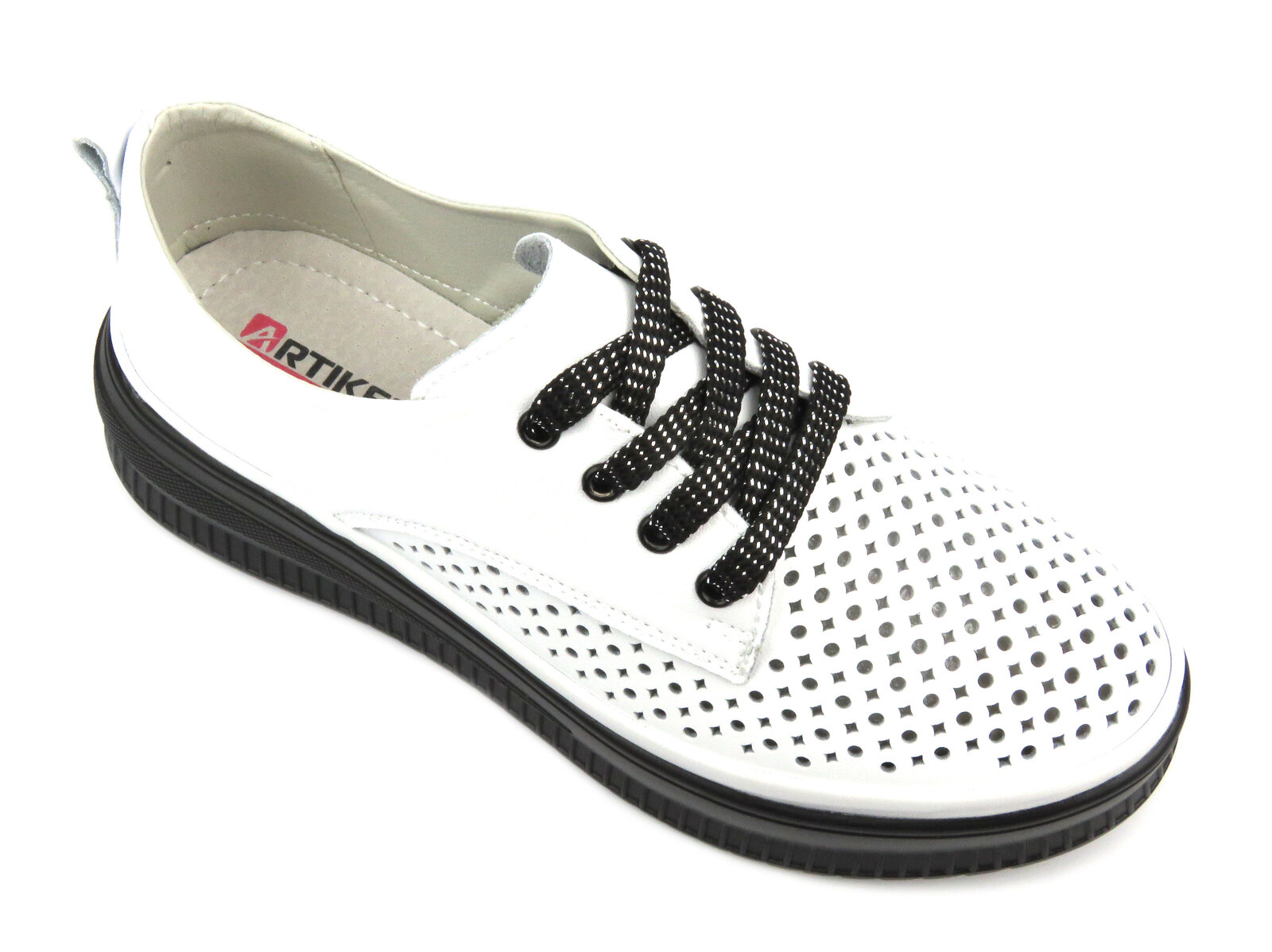 Ažurové polobotky, dámské tenisky - Artiker 54C1708, bílá