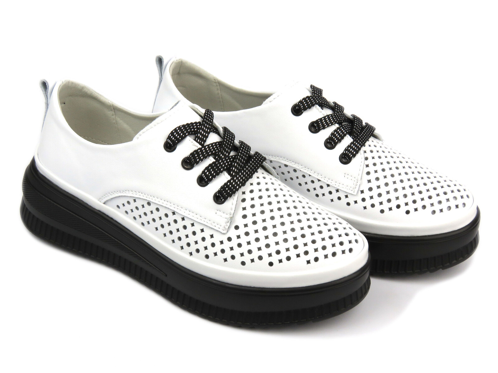 Ažurové polobotky, dámské tenisky - Artiker 54C1708, bílá