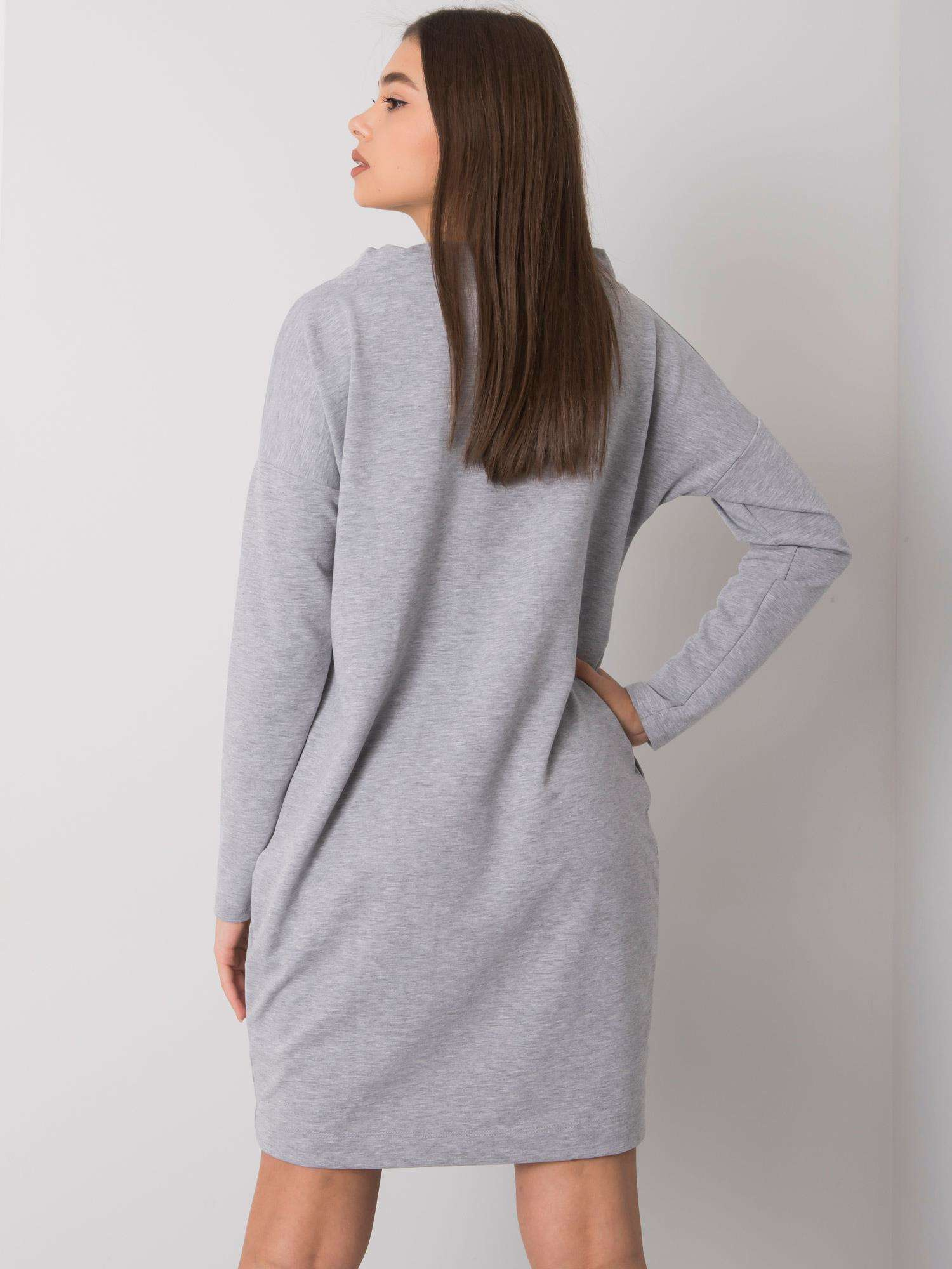 RELEVANCE Svetlo šedé dámske mikinové šaty RV-SK-7160.43P-gray