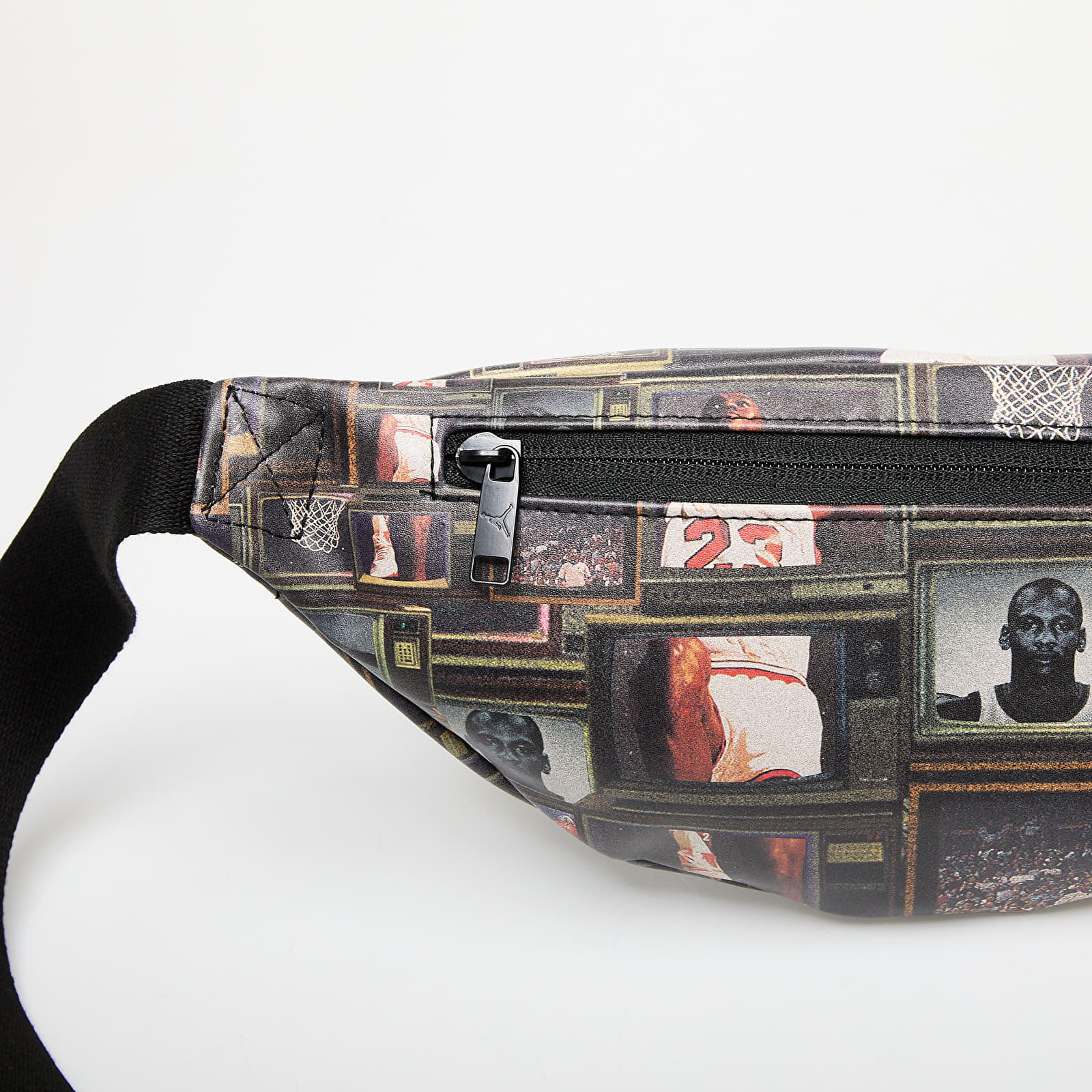 Ľadvinka Jordan Jam Borough Gfx Crossbody Bag Black/ Multi Universal