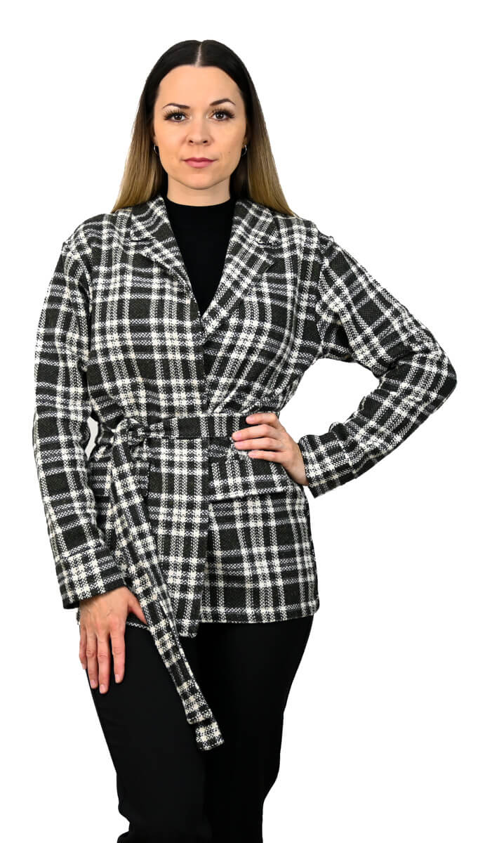 Karované sako s opaskom