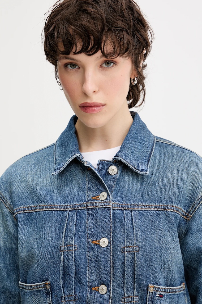 Rifľová bunda Tommy Jeans modrá farba, prechodná, DW0DW21061