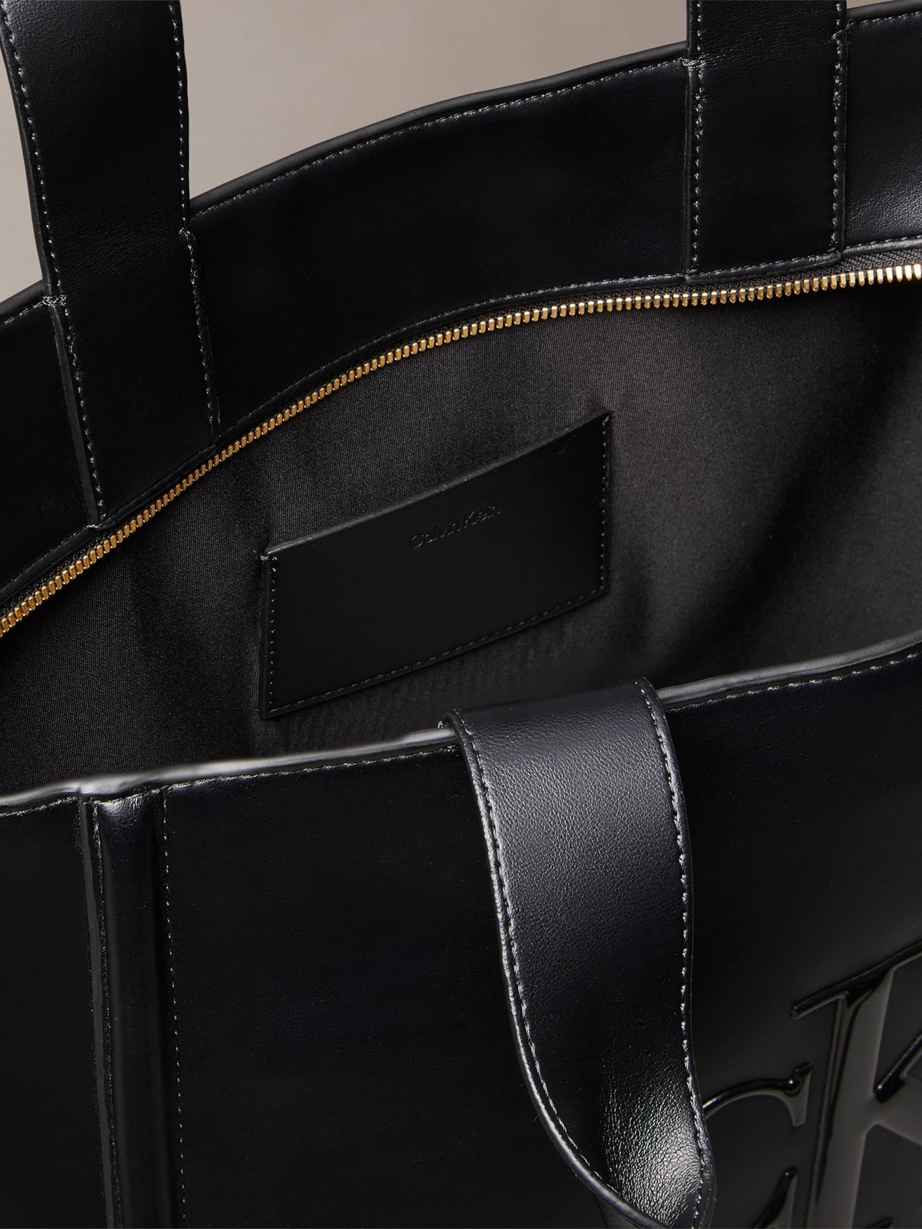 Calvin Klein Shopper čierna