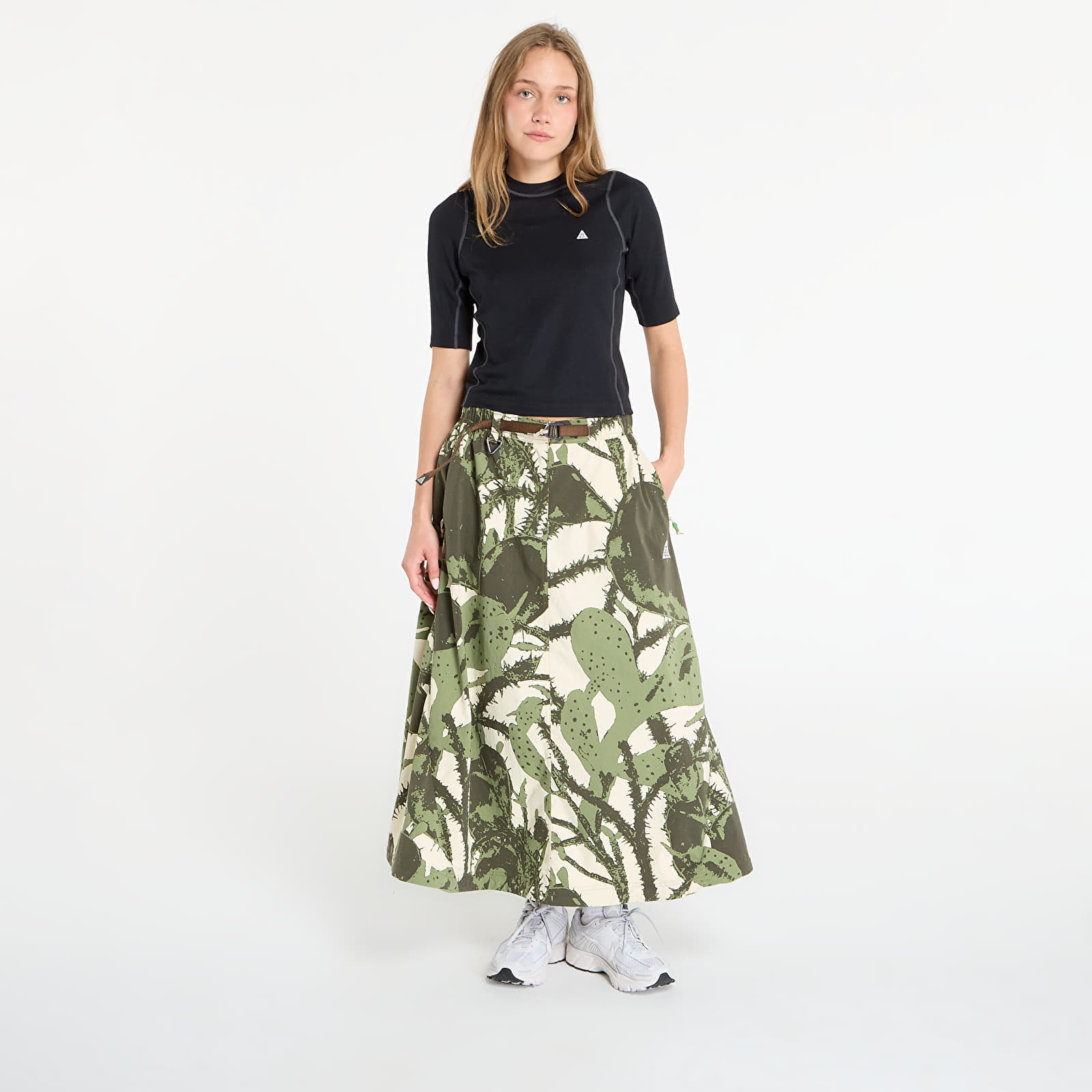 Tričko Nike ACG "Chinati" Women's Dri-FIT ADV UV Protection Base Layer Black/ Anthracite/ Anthracite/ Summit White S