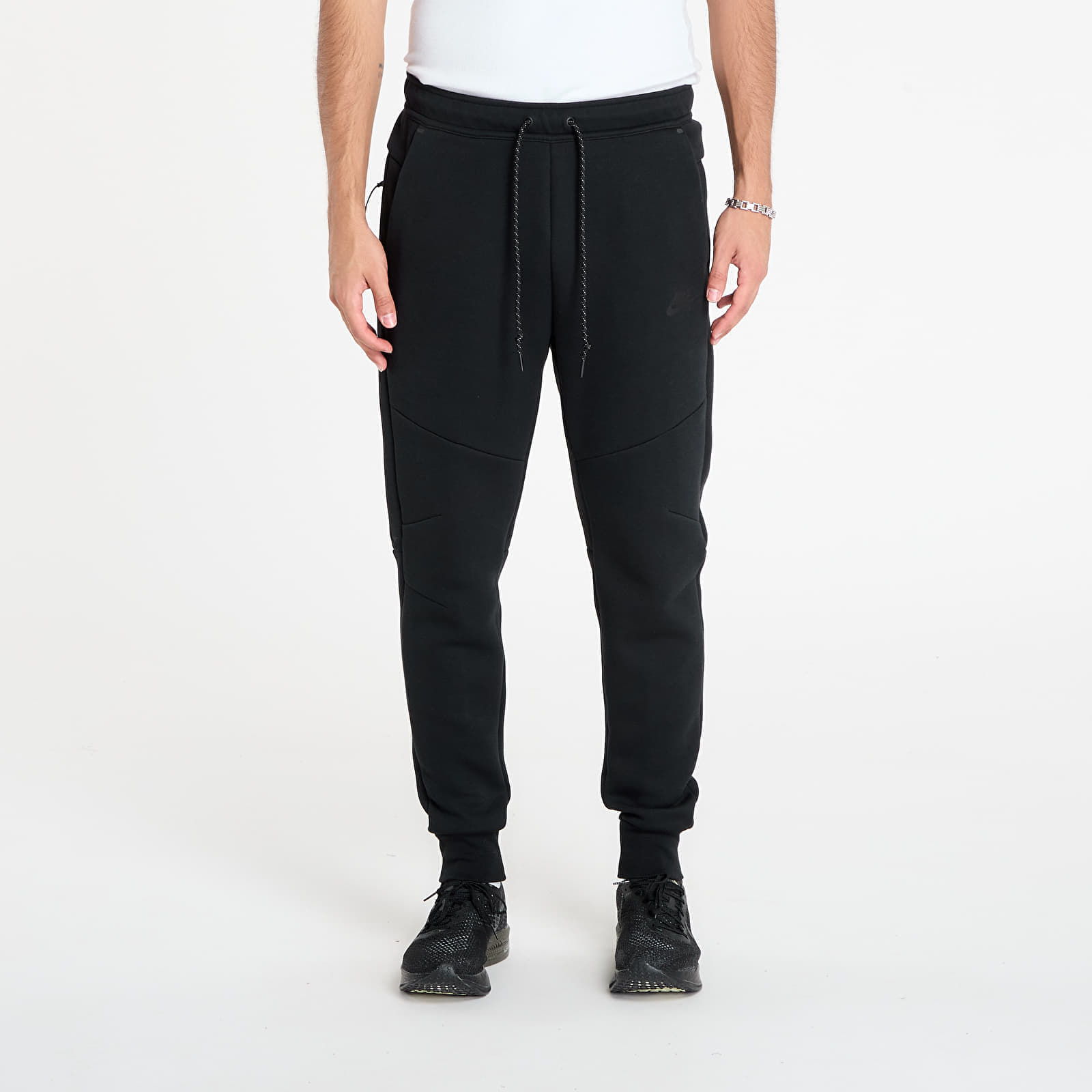 Tepláky Nike Tech Men's Fleece Joggers Black/ Black S