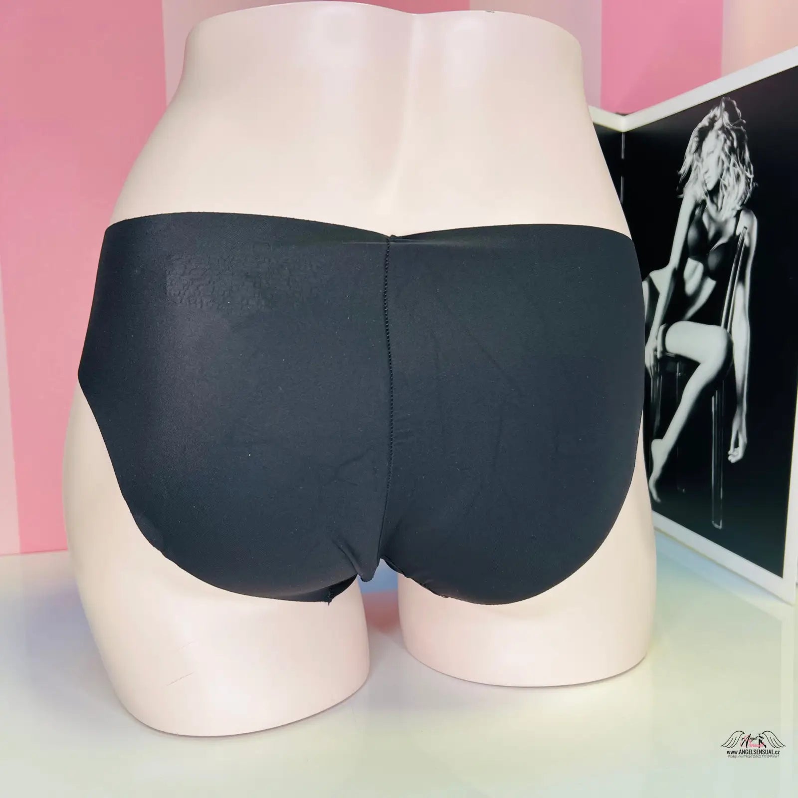 Victoria's Secret Sľubné bezšvíkové nohavičky so zlatou výšivkou