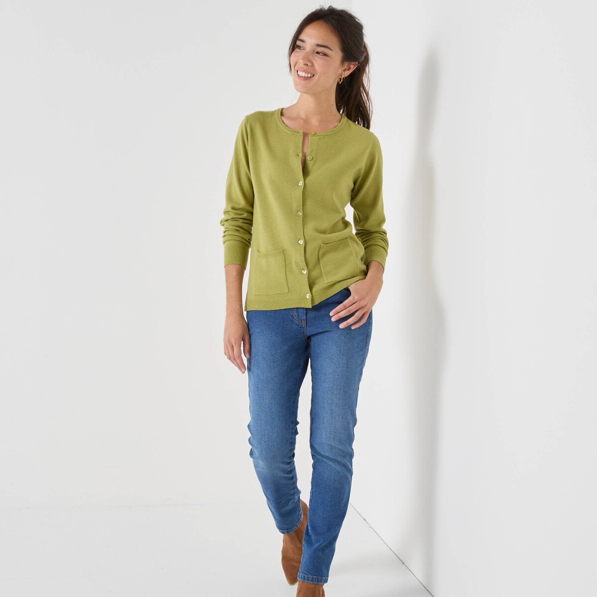 Sveter s okrúhlym výstrihom z jahňacej vlny machová 040 Blancheporte