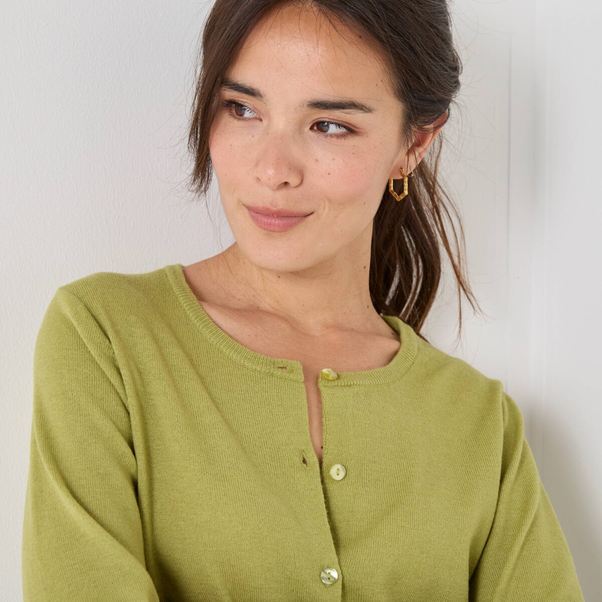 Sveter s okrúhlym výstrihom z jahňacej vlny machová 040 Blancheporte