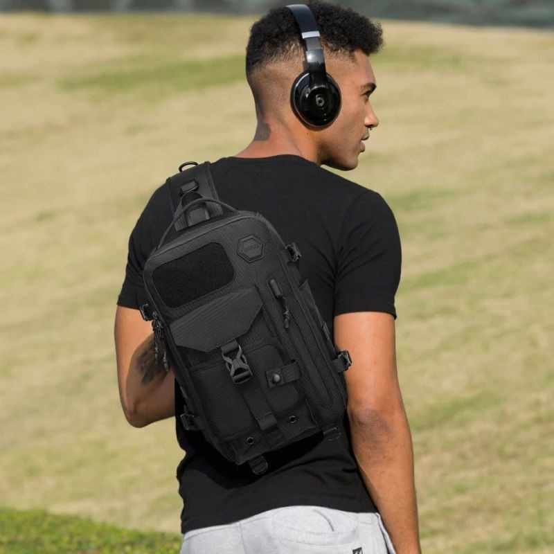 Ozuko pánsky batoh cez rameno Nojus 12L