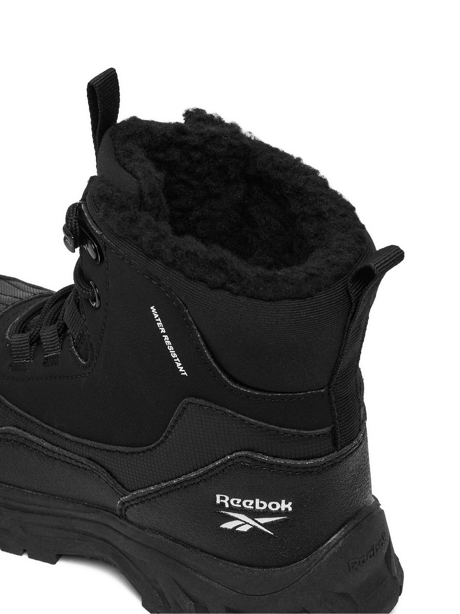 Snehule Reebok