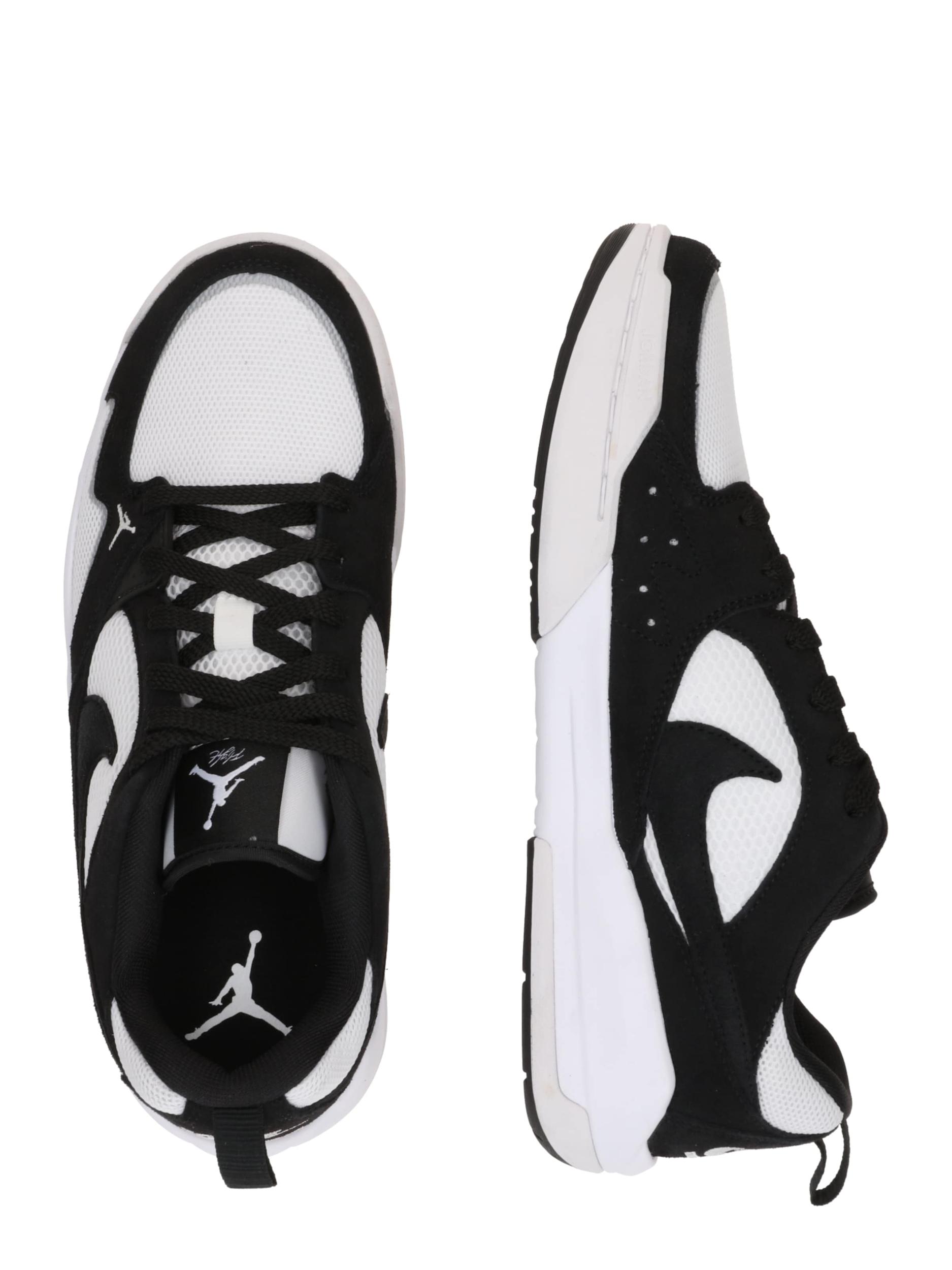 Jordan Nízke tenisky 'CMFT Era' čierna / biela