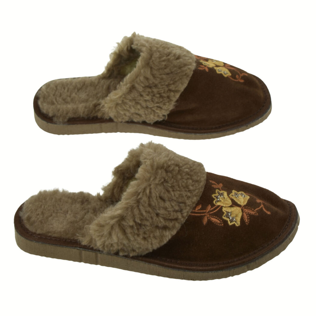 JOHN-C Dámske kožené semišové papuče s výšivkou ELESSE