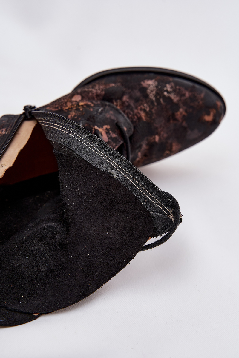 Semišové Vzorované Členkové Topánky Na Ploché Podrážke Maciejka