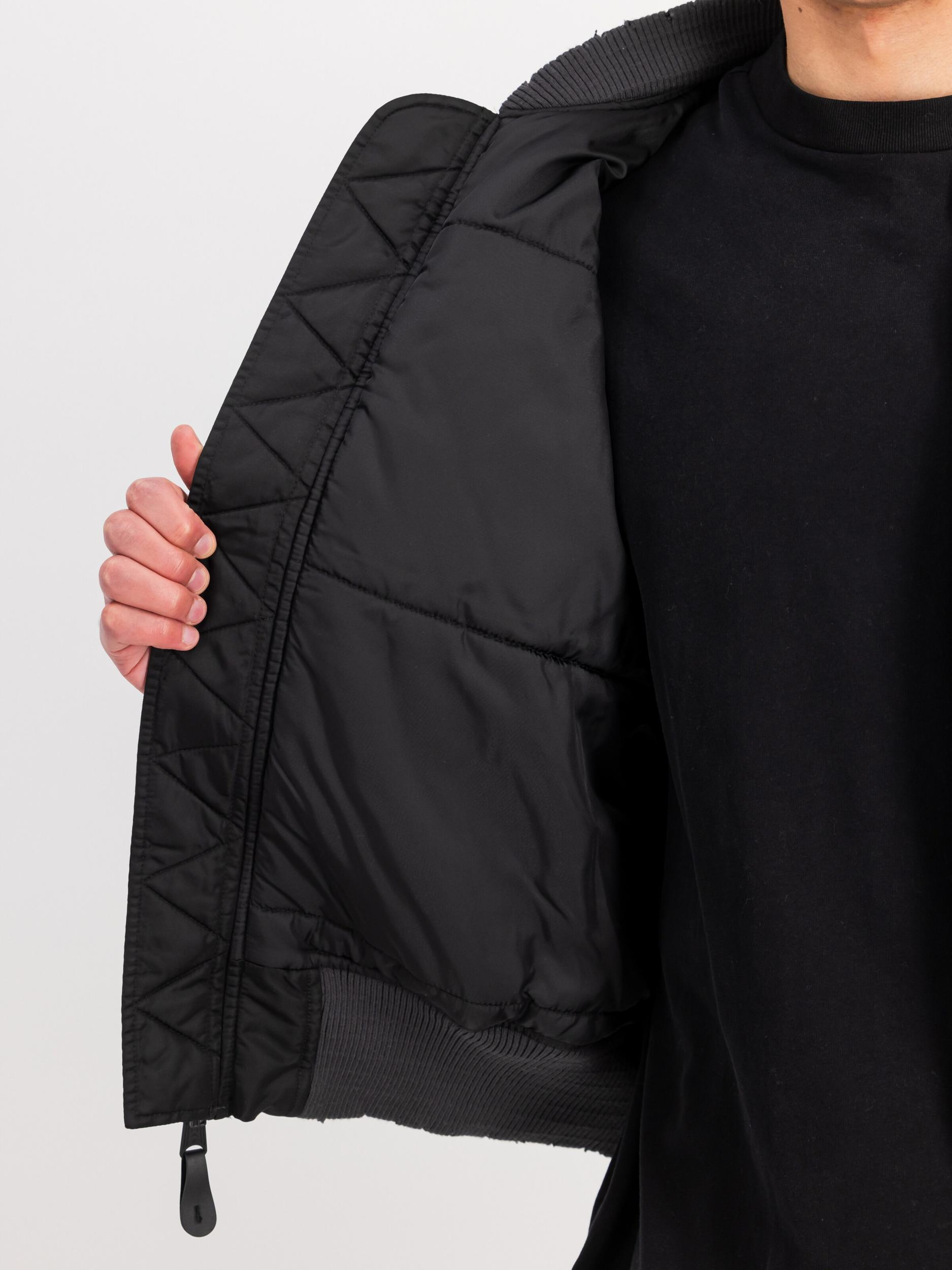 ALPHA INDUSTRIES Prechodná bunda 'MA-1 Distressed' červená / čierna / biela