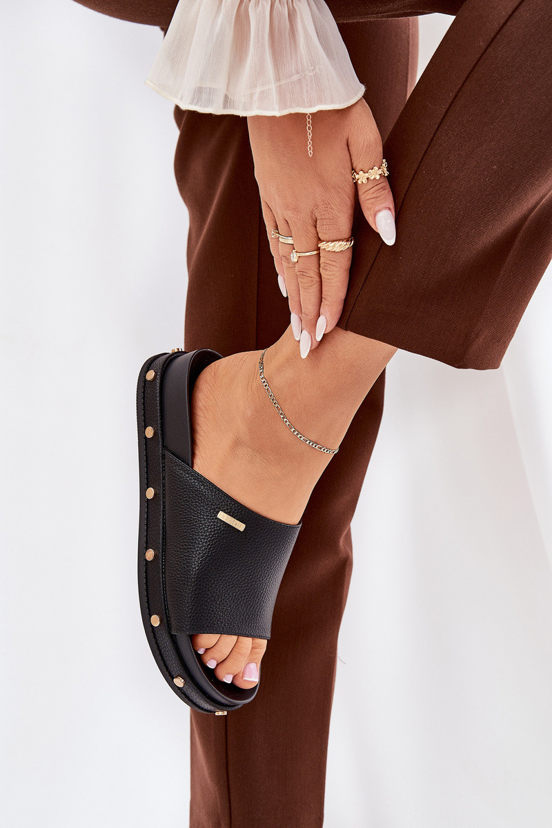 Big Star Shoes Klapki Damskie Na Platformie Z Ćwiekami Big Star RR274214 Czarne