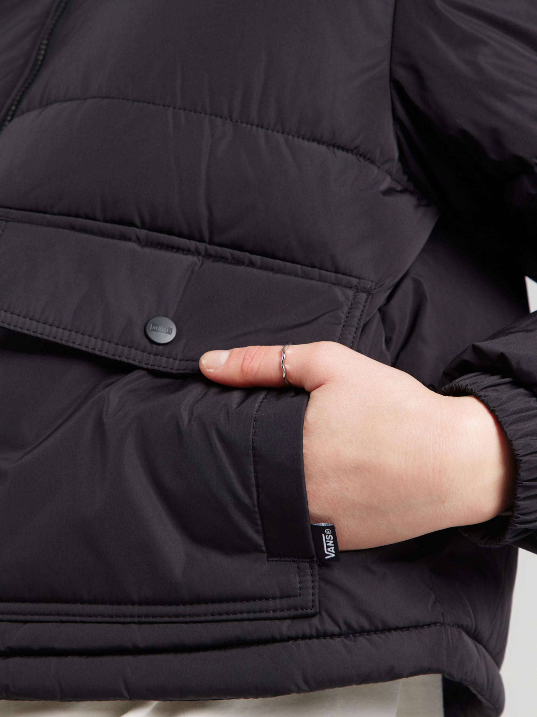 VANS Zimná bunda čierna