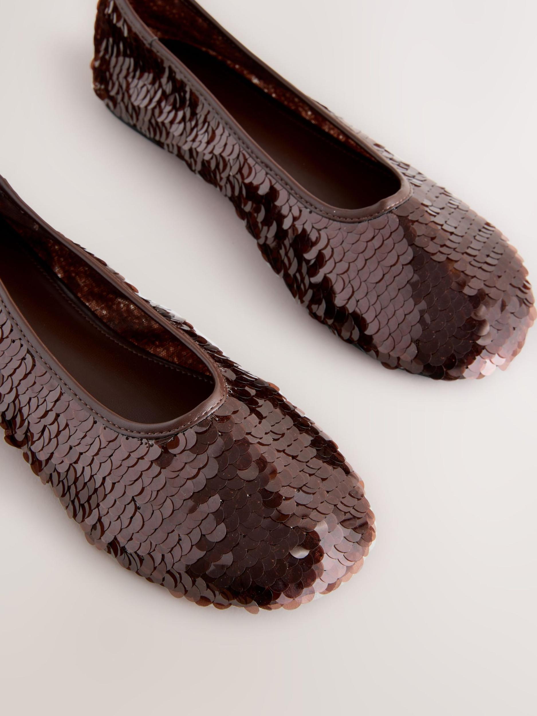 Next Baleríny tmavohnedá