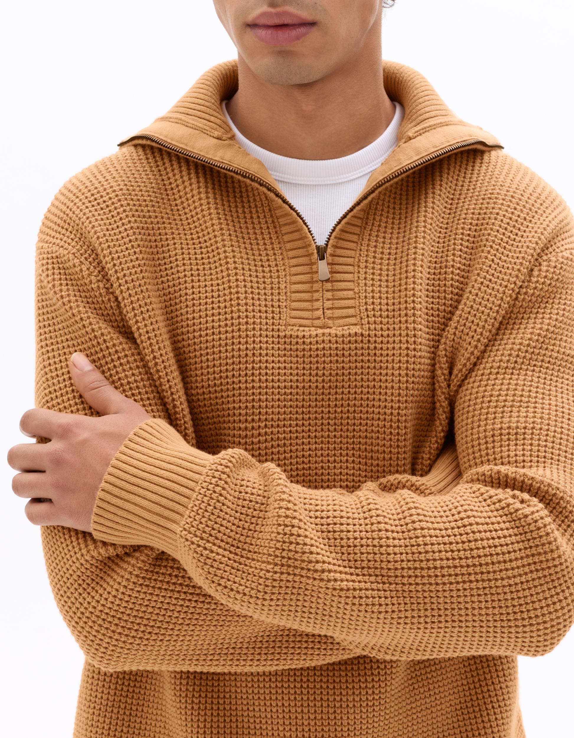 Celio Mewafftle sveter s rolákom