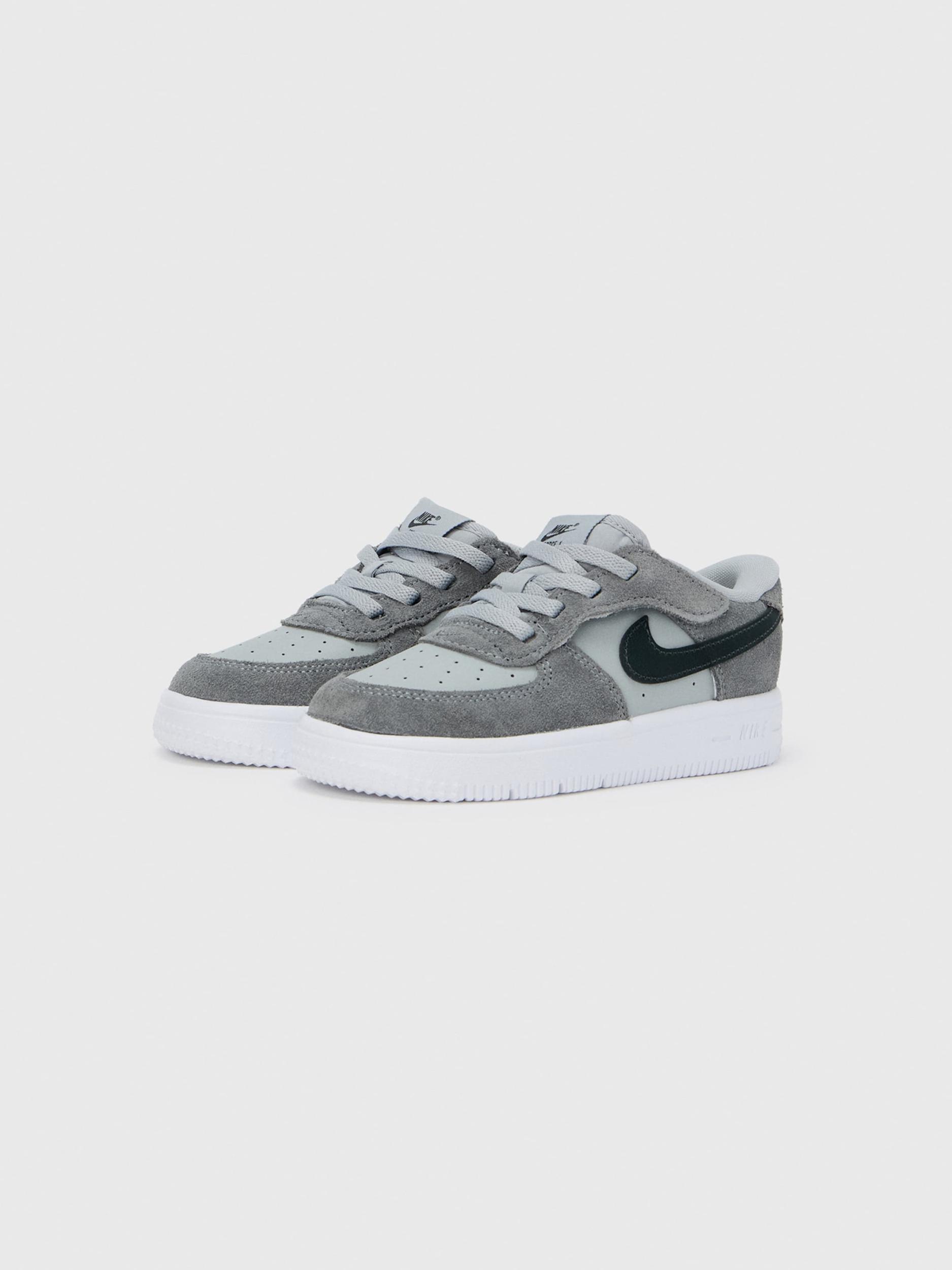 Nike Sportswear Tenisky 'Force 1 EasyOn BT Essential+' sivá / svetlosivá / čierna